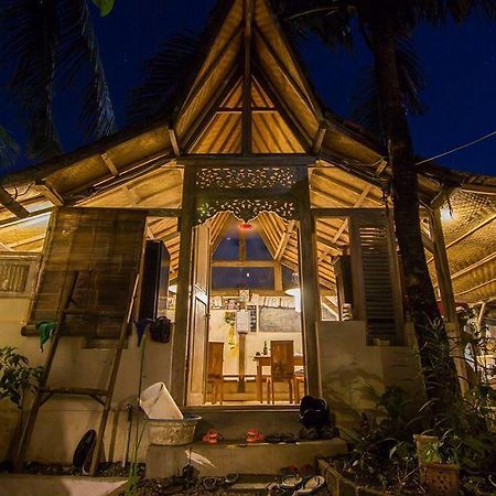Farmer'S Yard Hostel Canggu Eksteriør billede